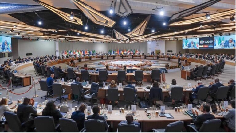 G20 leaders’ summit in Johannesburg closes with South Africa handing presidency to absent US