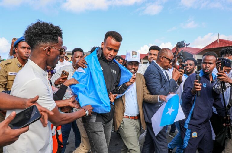 Hero’s welcome for Somali referee denied US entry for World Cup